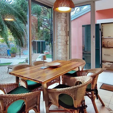 Macaklin - Authentic Island House At The In Cikat Forest Park With Its Own Parking Willa